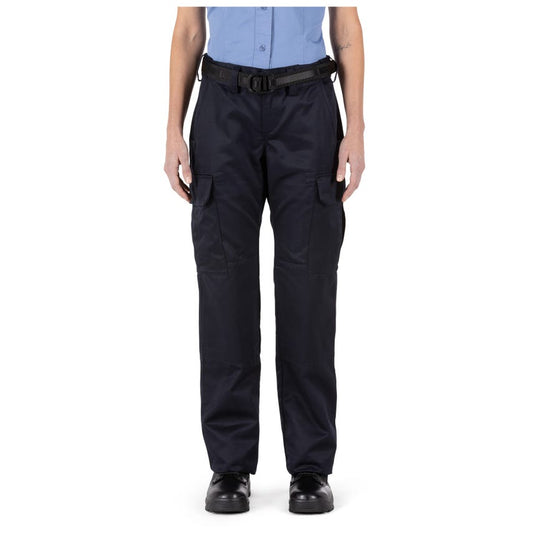 Self-Adjusting Waistband: Equipped with a self-adjusting waistband with gripper tape for a secure fit during high-pressure situations.