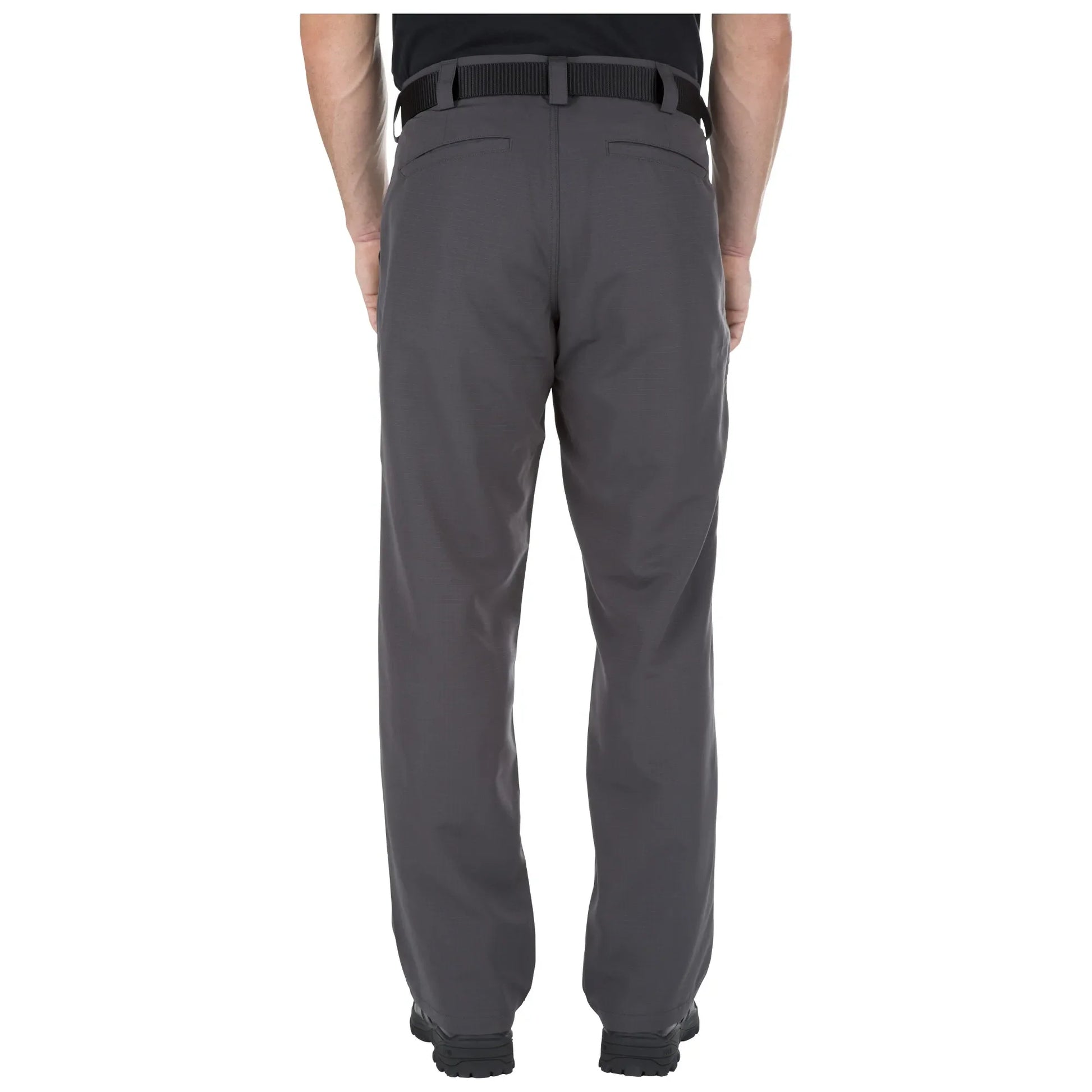 Reinforced Utility/Knife Pocket: Securely holds utility tools for easy access during tasks.