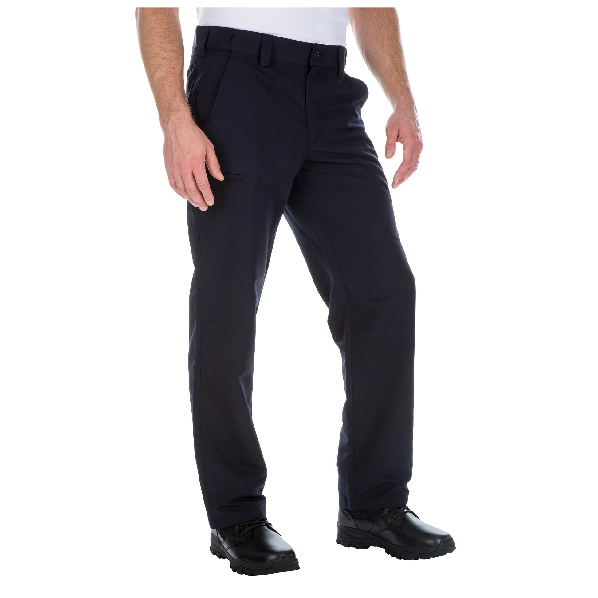 Self-Adjusting Tunnel Waistband: Provides a secure and customized fit for all-day wear.
