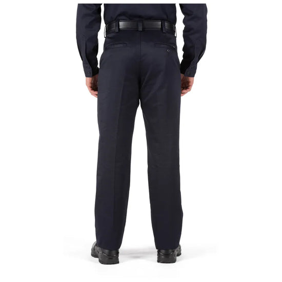 Self-Adjusting Waistband: Provides a secure and comfortable fit.