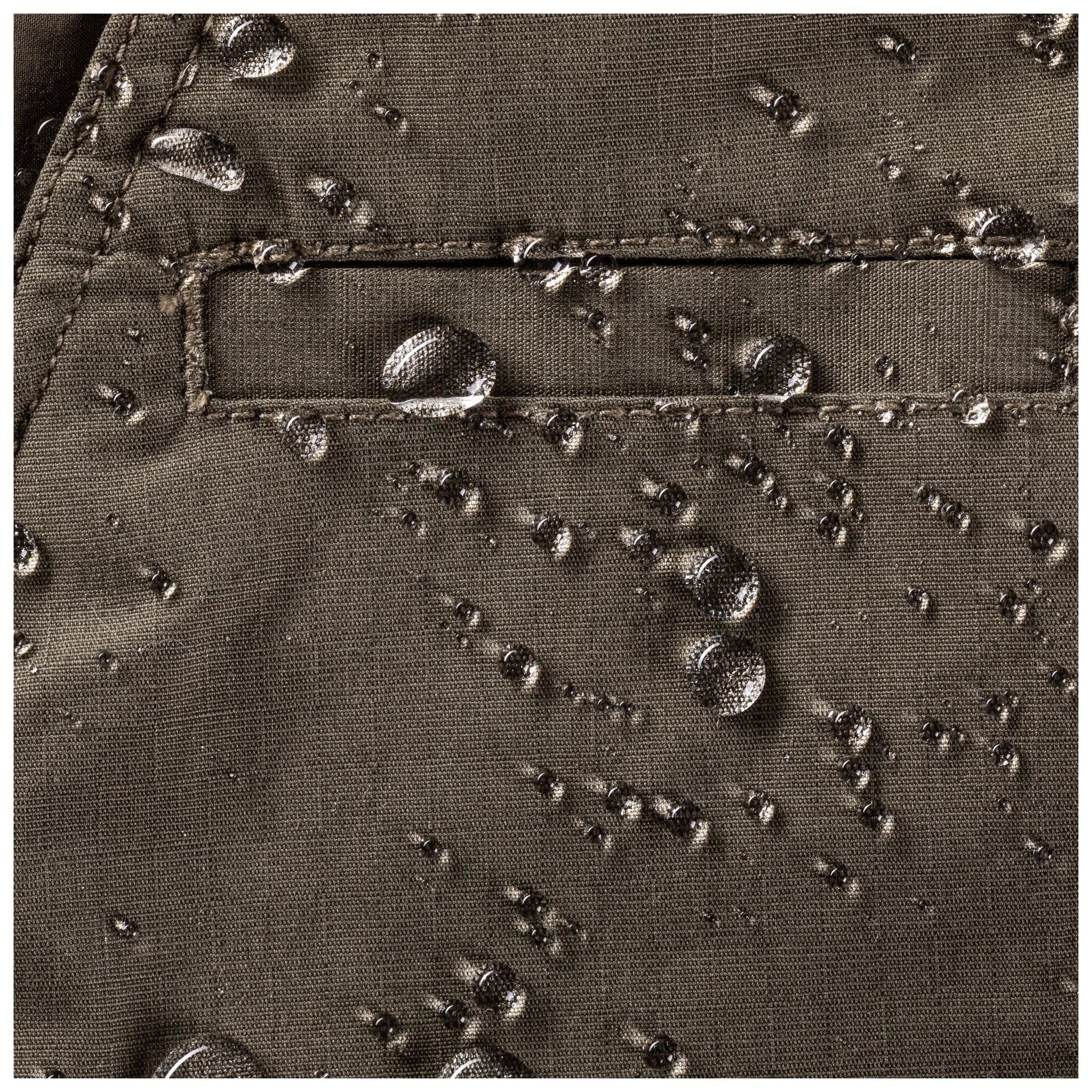 Reinforced Seat and Knees: Provides extra durability and protection.