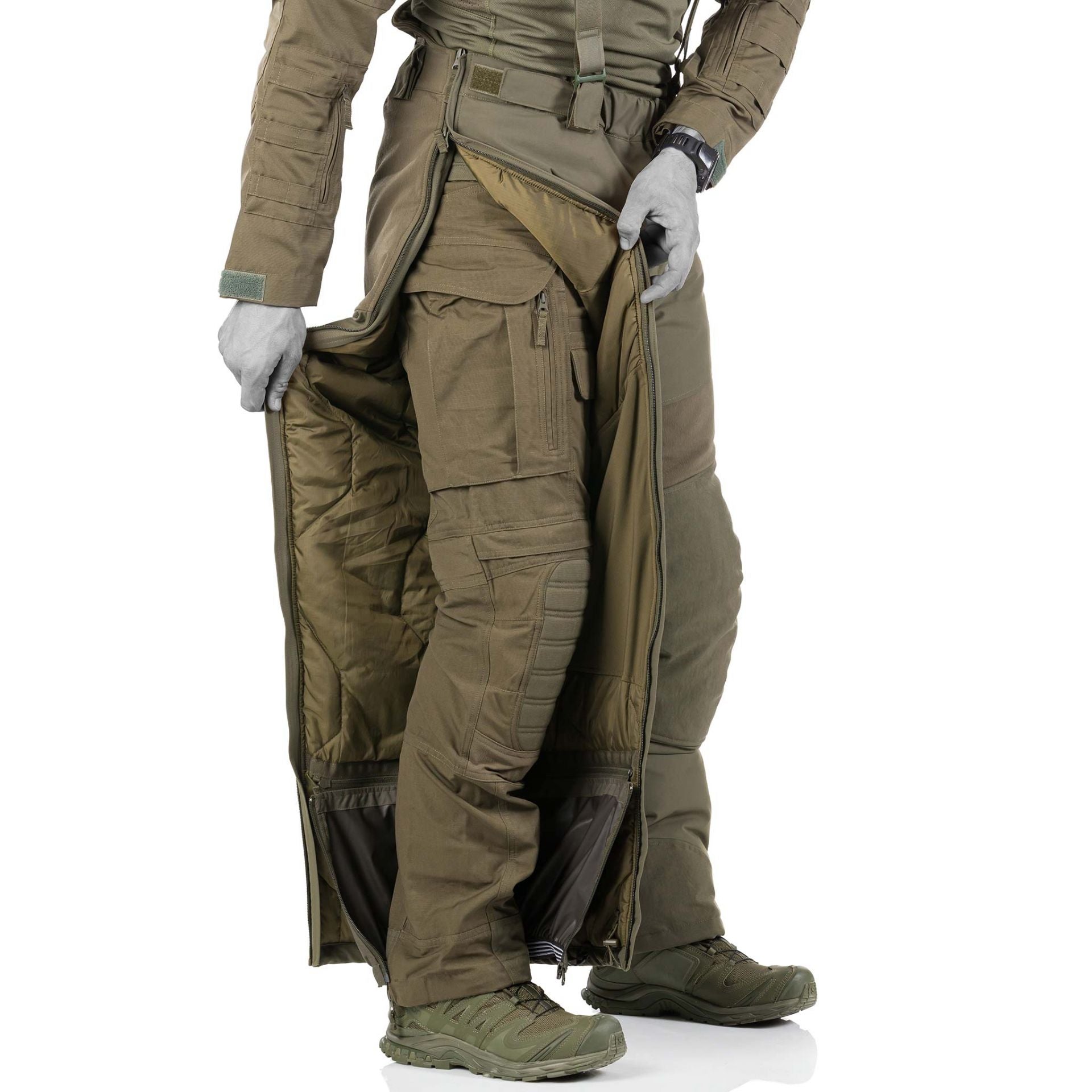 Delta OL 4.0 Tactical Winter Pants: Comfortable and adjustable fit with waist-width adjustments and detachable suspenders. Long water-repellent side zippers for easy access.